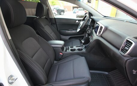 KIA Sportage IV рестайлинг, 2018 год, 1 795 000 рублей, 14 фотография