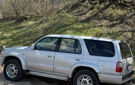 Toyota Hilux Surf III рестайлинг, 1993 год, 580 000 рублей, 3 фотография