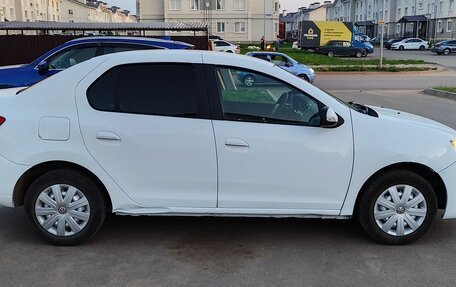 Renault Logan II, 2014 год, 300 000 рублей, 3 фотография