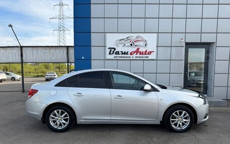 Chevrolet Cruze II, 2010 год, 697 000 рублей, 2 фотография