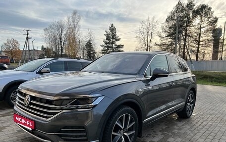 Volkswagen Touareg III, 2020 год, 5 530 000 рублей, 8 фотография
