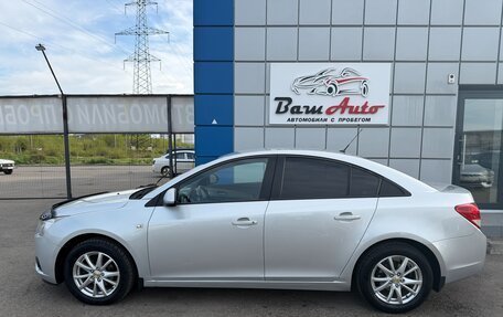 Chevrolet Cruze II, 2010 год, 697 000 рублей, 6 фотография