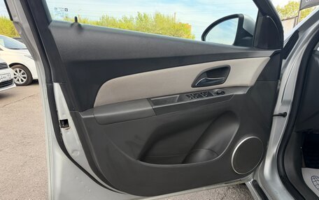 Chevrolet Cruze II, 2010 год, 697 000 рублей, 16 фотография
