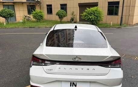 Hyundai Elantra, 2022 год, 1 570 000 рублей, 10 фотография