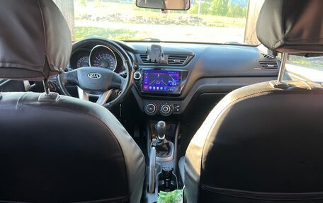 KIA Rio III рестайлинг, 2012 год, 750 000 рублей, 2 фотография
