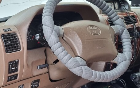 Toyota Land Cruiser Prado 90 рестайлинг, 2000 год, 1 300 000 рублей, 8 фотография