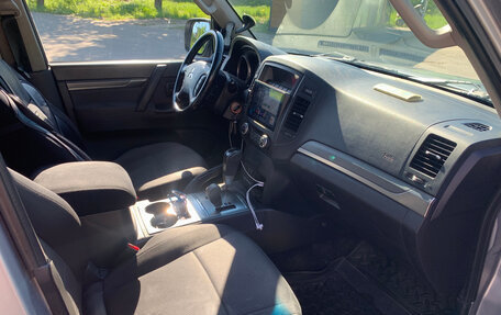 Mitsubishi Pajero IV, 2011 год, 2 190 000 рублей, 9 фотография