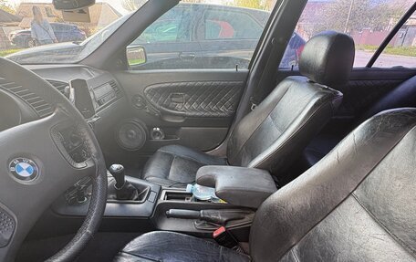 BMW 3 серия, 1992 год, 285 000 рублей, 11 фотография