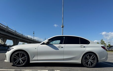 BMW 3 серия, 2019 год, 3 800 000 рублей, 13 фотография