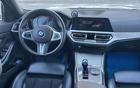 BMW 3 серия, 2019 год, 3 800 000 рублей, 27 фотография