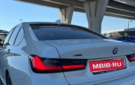BMW 3 серия, 2019 год, 3 800 000 рублей, 26 фотография