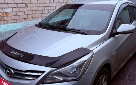 Hyundai Solaris II рестайлинг, 2015 год, 910 000 рублей, 4 фотография