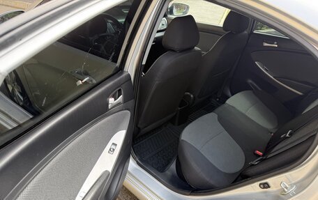 Hyundai Solaris II рестайлинг, 2014 год, 875 000 рублей, 10 фотография