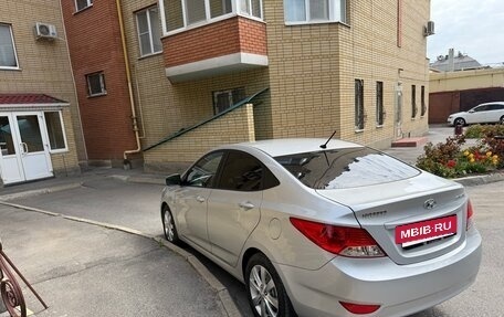 Hyundai Solaris II рестайлинг, 2014 год, 875 000 рублей, 7 фотография