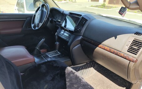 Toyota Land Cruiser 200, 2007 год, 3 000 000 рублей, 14 фотография