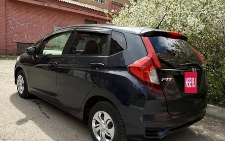 Honda Fit III, 2018 год, 1 190 000 рублей, 5 фотография