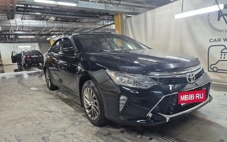 Toyota Camry, 2018 год, 2 450 000 рублей, 2 фотография