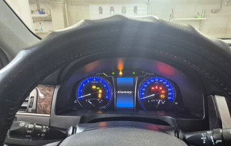 Toyota Camry, 2018 год, 2 450 000 рублей, 10 фотография