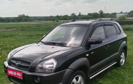 Hyundai Tucson III, 2007 год, 780 000 рублей, 1 фотография