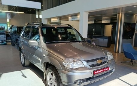 Chevrolet Niva I рестайлинг, 2016 год, 700 000 рублей, 1 фотография