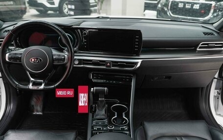 KIA K5, 2021 год, 2 450 000 рублей, 17 фотография