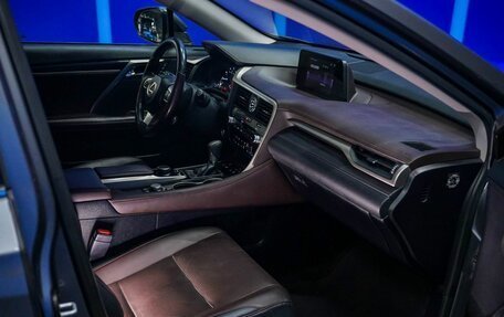 Lexus RX IV рестайлинг, 2018 год, 3 990 000 рублей, 13 фотография