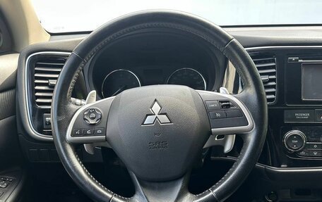 Mitsubishi Outlander III рестайлинг 3, 2013 год, 1 950 000 рублей, 12 фотография