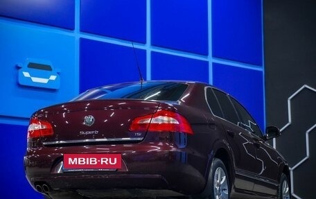 Skoda Superb III рестайлинг, 2009 год, 880 000 рублей, 5 фотография