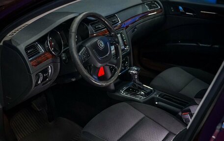 Skoda Superb III рестайлинг, 2009 год, 880 000 рублей, 10 фотография
