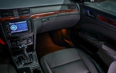 Skoda Superb III рестайлинг, 2009 год, 880 000 рублей, 25 фотография