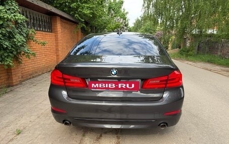 BMW 5 серия, 2018 год, 2 900 000 рублей, 6 фотография