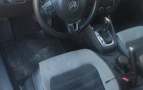 Volkswagen Jetta VI, 2013 год, 755 000 рублей, 4 фотография