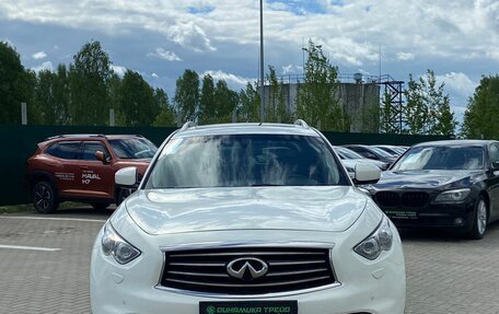 Infiniti QX70, 2014 год, 1 900 000 рублей, 3 фотография