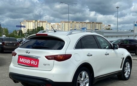 Infiniti QX70, 2014 год, 1 900 000 рублей, 4 фотография