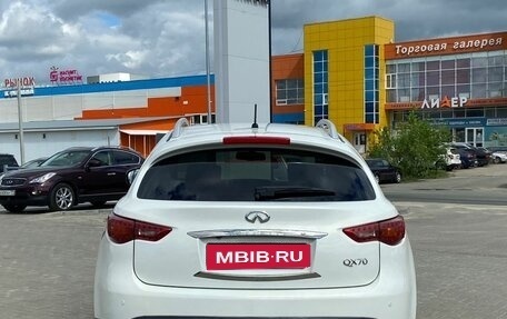 Infiniti QX70, 2014 год, 1 900 000 рублей, 6 фотография