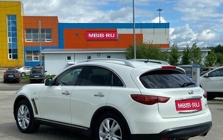Infiniti QX70, 2014 год, 1 900 000 рублей, 5 фотография