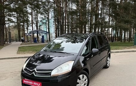 Citroen C4 Picasso II рестайлинг, 2010 год, 450 000 рублей, 2 фотография