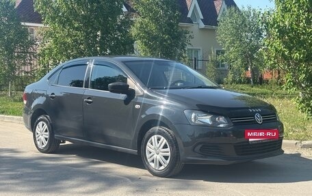 Volkswagen Polo VI (EU Market), 2012 год, 548 000 рублей, 2 фотография