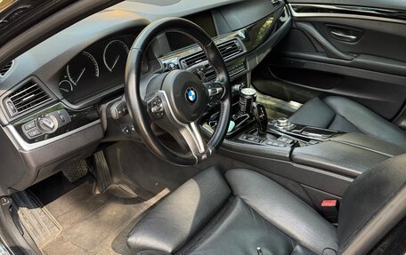 BMW 5 серия, 2010 год, 1 900 000 рублей, 4 фотография