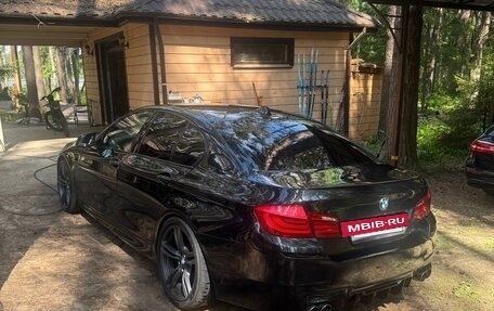 BMW 5 серия, 2010 год, 1 900 000 рублей, 16 фотография