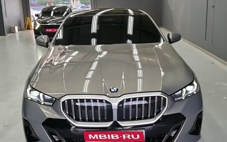 BMW 5 серия, 2025 год, 4 728 006 рублей, 1 фотография
