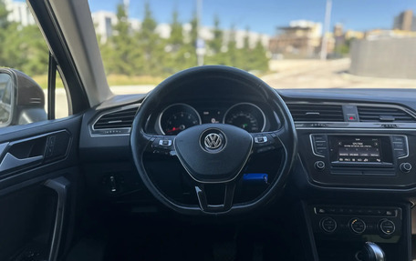 Volkswagen Tiguan II, 2017 год, 1 880 000 рублей, 8 фотография