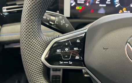 Volkswagen Tiguan, 2026 год, 4 990 000 рублей, 14 фотография
