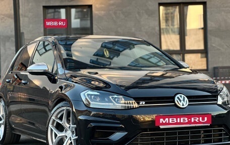 Volkswagen Golf R VII, 2020 год, 3 900 000 рублей, 30 фотография