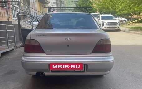 Daewoo Nexia I рестайлинг, 2001 год, 200 000 рублей, 2 фотография