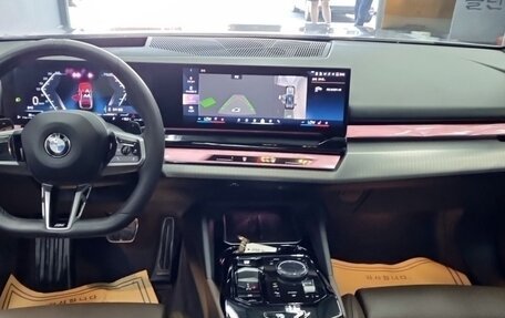 BMW 5 серия, 2025 год, 4 728 006 рублей, 11 фотография