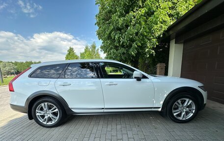 Volvo V90 Cross Country I рестайлинг, 2019 год, 3 100 000 рублей, 4 фотография