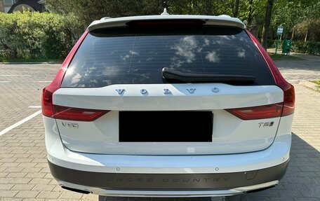 Volvo V90 Cross Country I рестайлинг, 2019 год, 3 100 000 рублей, 7 фотография
