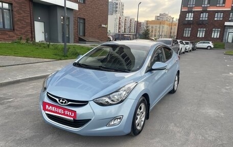 Hyundai Elantra V, 2011 год, 1 250 000 рублей, 2 фотография