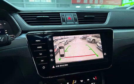 Skoda Superb III рестайлинг, 2022 год, 1 850 000 рублей, 14 фотография